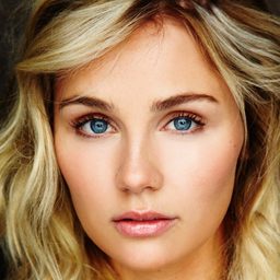 Clare Bowen 飾演 Ivy