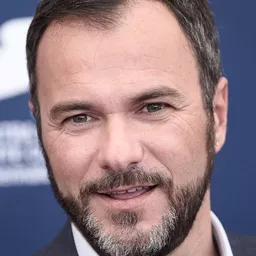 馬西米蘭諾·加洛 飾演 