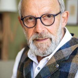 Hans Klima 飾演 Horst Sindermann