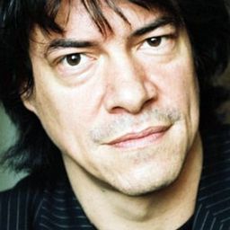 Eric Challier 飾演 Bodyguard Chief