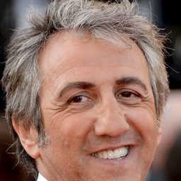 Richard Anconina 飾演 Self