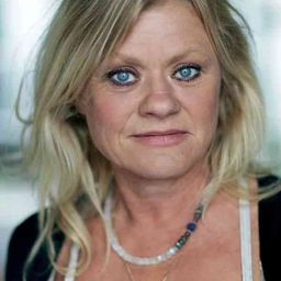 Pernille Højmark - 最愛還是他演員 飾演Ellen