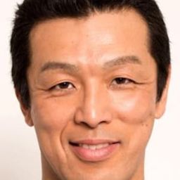 Kazunari Murakami - 十月のチューリップ演員 飾演Sakaguchi Kaoru