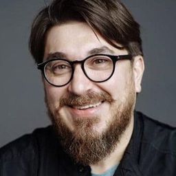 Doru Catanescu 飾演 