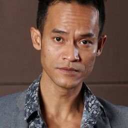 Pablo Amirul 飾演 Waris