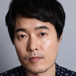 鄭勝吉 - 柏林諜報戰演員 飾演