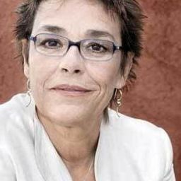 Charo Zapardiel 飾演 Tomasa