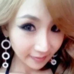 嚴多惠 飾演 Mi-ae