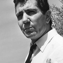 José Guardiola 飾演 Boris, the Major