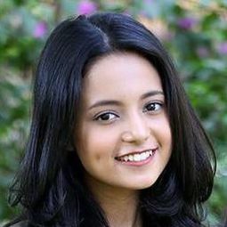 Elyzia Mulachela - Paper Boats演員 飾演Luhde