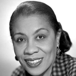 Lillian Randolph - 風雲人物演員 飾演Annie