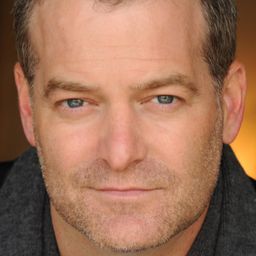 David Goryl 飾演 John Fields