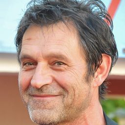 派崔克·卡塔利佛 飾演 Patrick