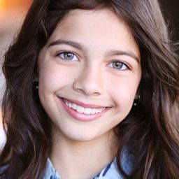 Tayna V. Lavoie - 愛在黎巴亂世時演員 飾演