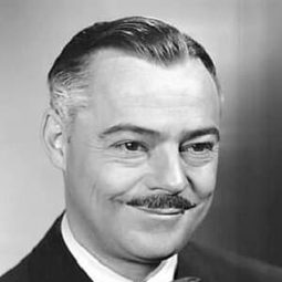 Luis van Rooten 飾演 King / Grand Duke (voice)