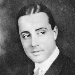 Paul Ellis - 蘇俄艷史演員 飾演Minor Role (uncredited)