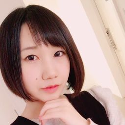 鈴木美早子 飾演 Renge