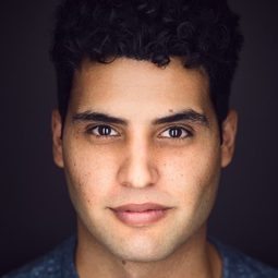 Babak Tafti - 我思念你演員 飾演Adnan