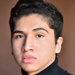 Anthony Gonzalez 飾演 Self