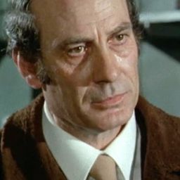 Alfonso Giganti 飾演 Diana's Driver (uncredited)