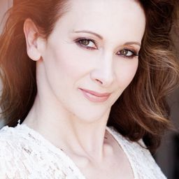 Pia Lanciotti 飾演 Ginevra