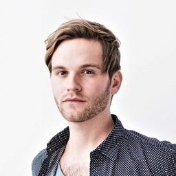 Van Hansis 飾演 Elliot