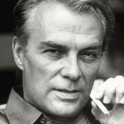 Giorgio Albertazzi 飾演 Sergio Branco Malloni - a Movie Director (uncredited)