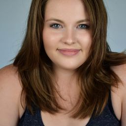 Katelyn Wells 飾演 Wendy