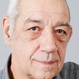 Patrick Harivel - Patchwork Family演員 飾演Voisin Kader