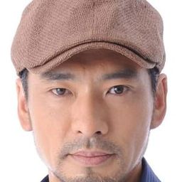 宮內敦士 飾演 Sergio Cardone (voice)