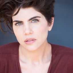 Lea Moreno 飾演 Xena