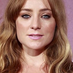 Ángela Cremonte 飾演 Alexia