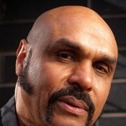 Bobby Rhodes - The Rebel演員 飾演