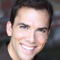 大衛馬特朗牙 飾演 Johnny Rico (voice)