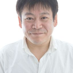 Hajime Okayama 飾演 