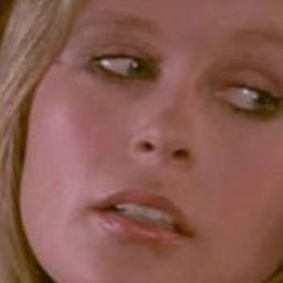 Anja Engstrom 飾演 A Ballerina at the Hotel (uncredited)