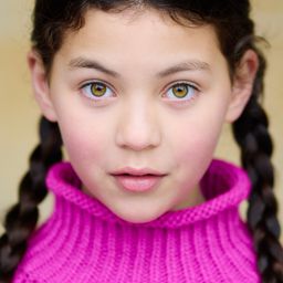 Eire Farrell 飾演 Colleen