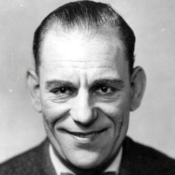 郎陳利 飾演 Erik, The Phantom