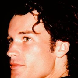 Carlos Moyá 飾演 Self