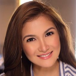 Camille Prats 飾演 Sarah Crewe / Princess Sarah
