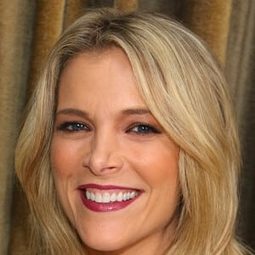 Megyn Kelly 飾演 Self