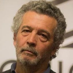 João Canijo 飾演 Crook