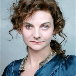 Donatella Bartoli - 誰殺了雅拉演員 飾演Yara's teacher