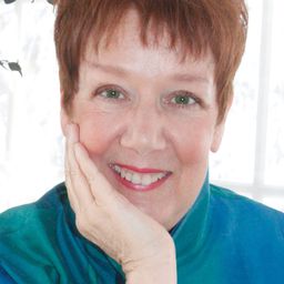 Marcia Bartusiak 飾演 Self