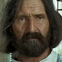 Osiride Pevarello 飾演 Thor Tribesman (uncredited)