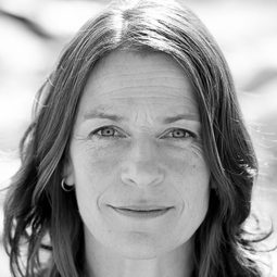 Mary Woodvine - 英倫轉生號演員 飾演