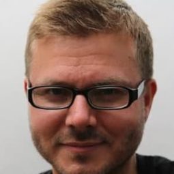 Marko Mäkilaakso - 沙丘魔蟻導演