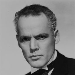 Henry Hull 飾演 Abel Magwitch