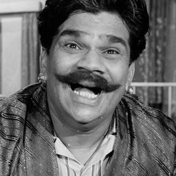 Dhumal 飾演 Pascal