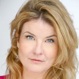 Pippa Hinchley 飾演 Barb